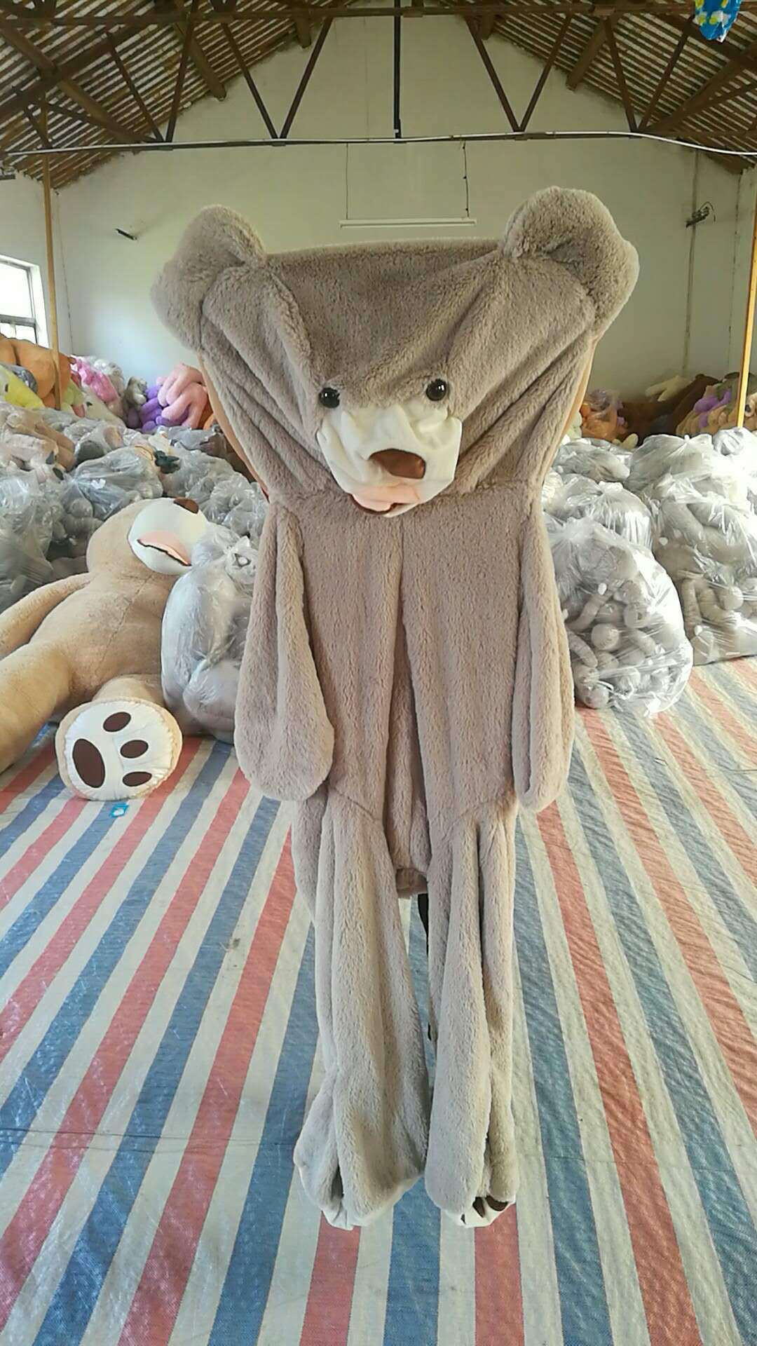 Sainishops™Giant Teddy Bear Plush Toy Huge  Soft Toys  Leather Shell