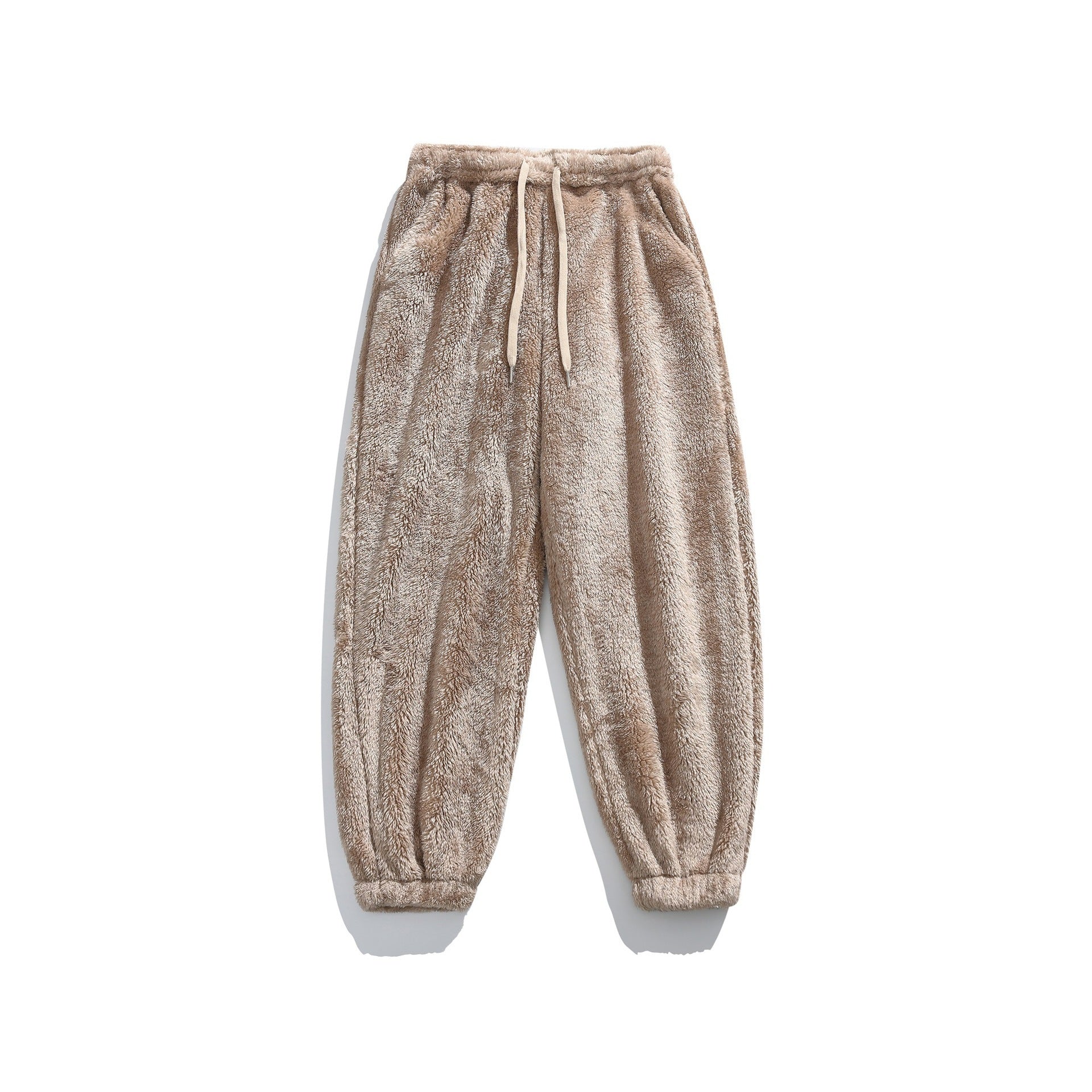 Set aus dicker Kapuzenjacke und kuscheliger, lässiger Plüschhose